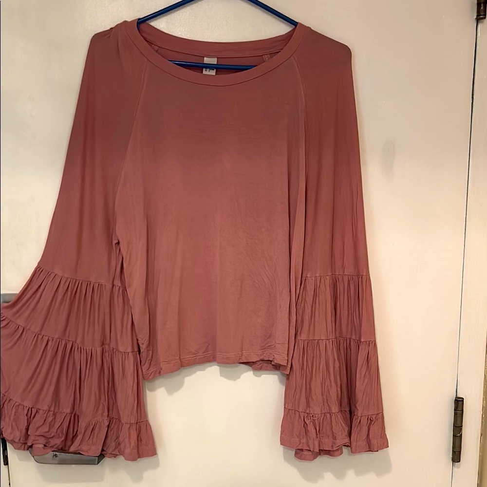 Women's Pink Ruffled Sleeve Top size small